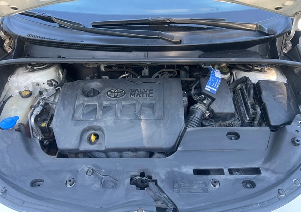 Toyota Verso cena 39900 przebieg: 200000, rok produkcji 2013 z Jasień małe 631